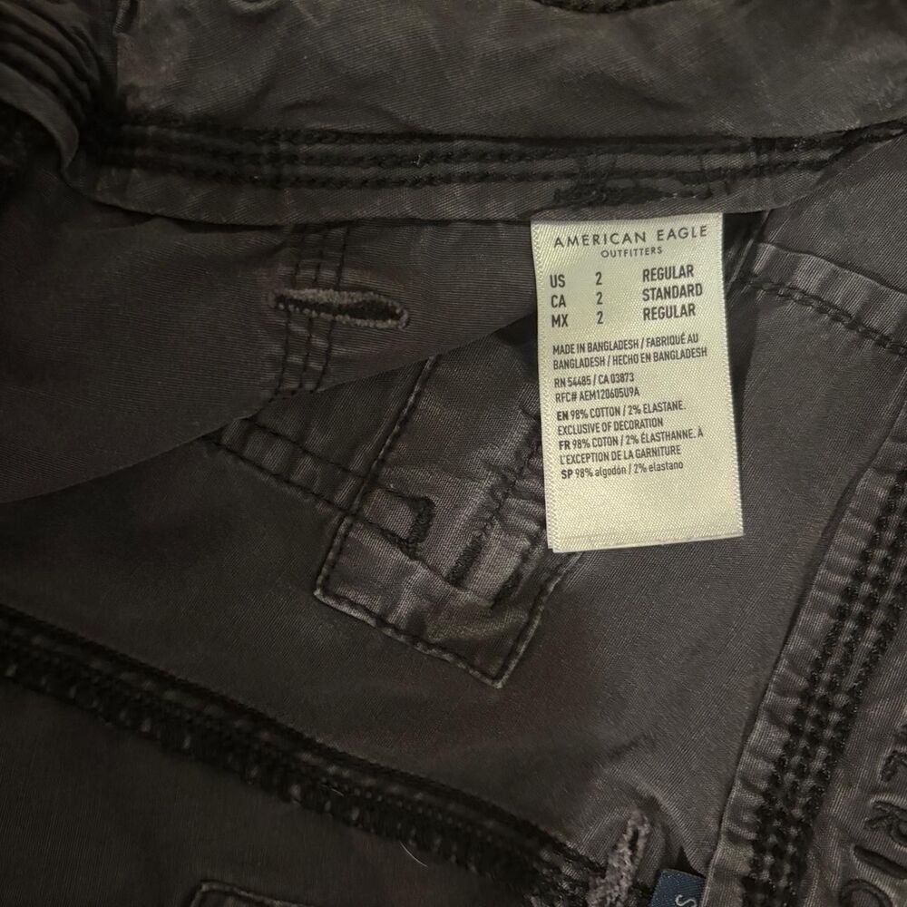 American Eagle Outfitters Women's Grey Cargo Pants Size 2 - Picture 6 of 6